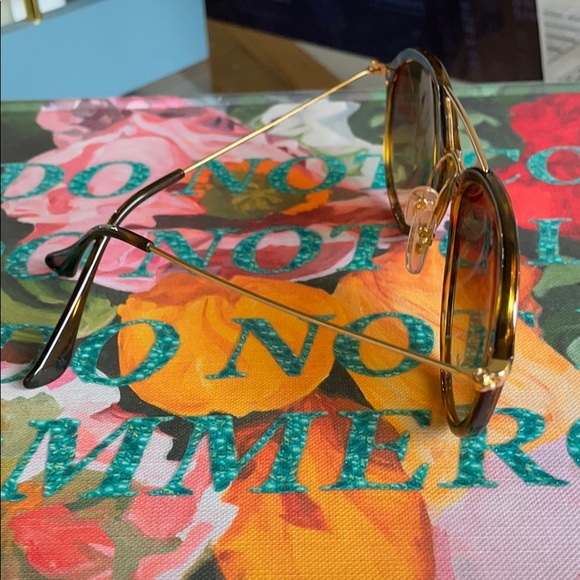 Ray Ban Sunglasses - Picture 2 of 3